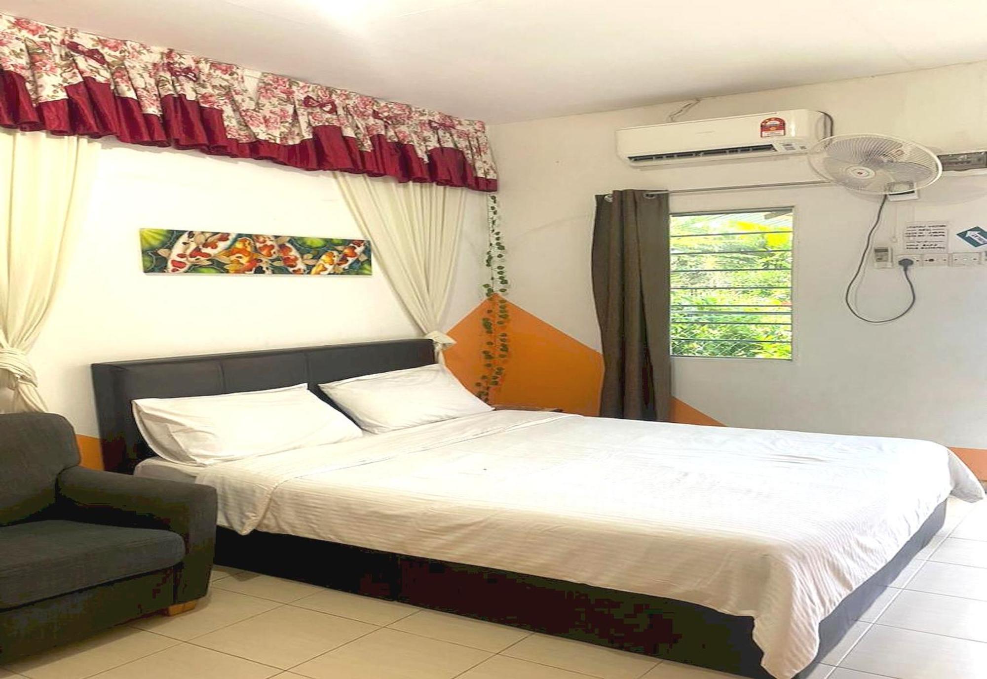 Langkawi Western Motel Пантай-Сенанг Экстерьер фото